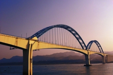 宜万铁路宜昌长江大桥